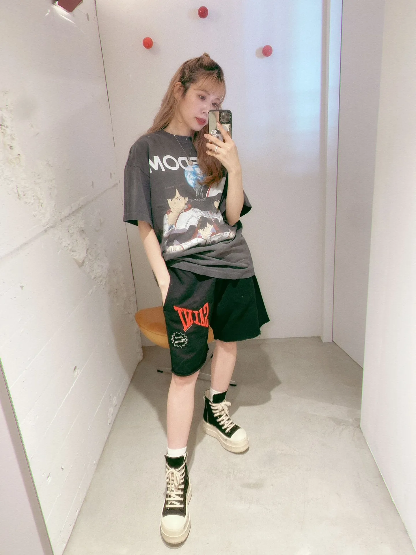 SAINT Mxxxxxx 'SAINT' SWEAT SHORTS/GRY/BLK embroidered SAINT LOGO basic shorts, distressed gray/washed black S-XL, four needles and six threads throughout, produced by a major domestic factory, imported Tajima machine embroidery, washed and distressed, original version